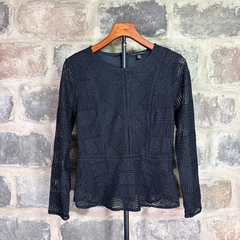 Banana Republic Black Lace Peplum Top Long Sleeve Crew Neck XS Gothic Witchy